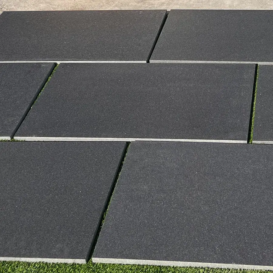 Luxury Absolute Black Granite Paving Slabs 900x600x20 From £36.69/m2 - Image 3