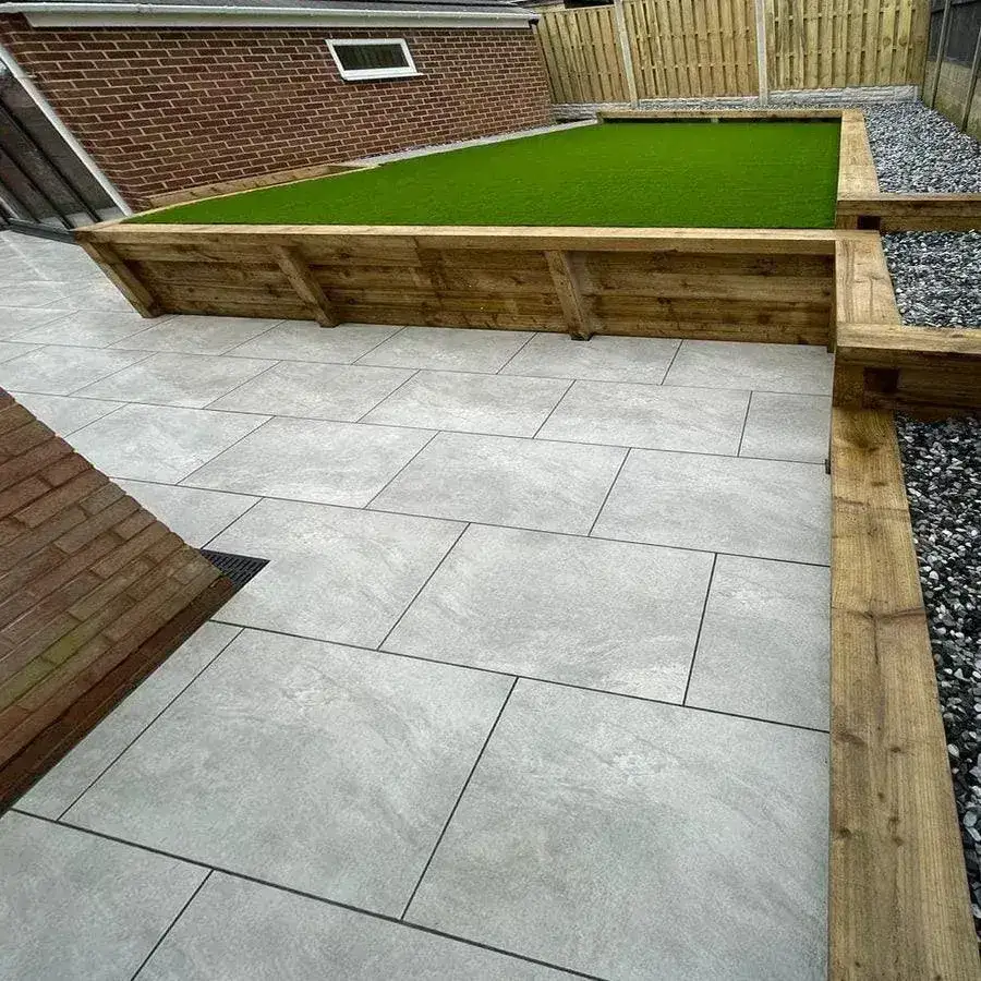 Earthcore Esprit Grey Porcelain Paving Slabs 900x600x20 From £20.09/m2 - Image 3