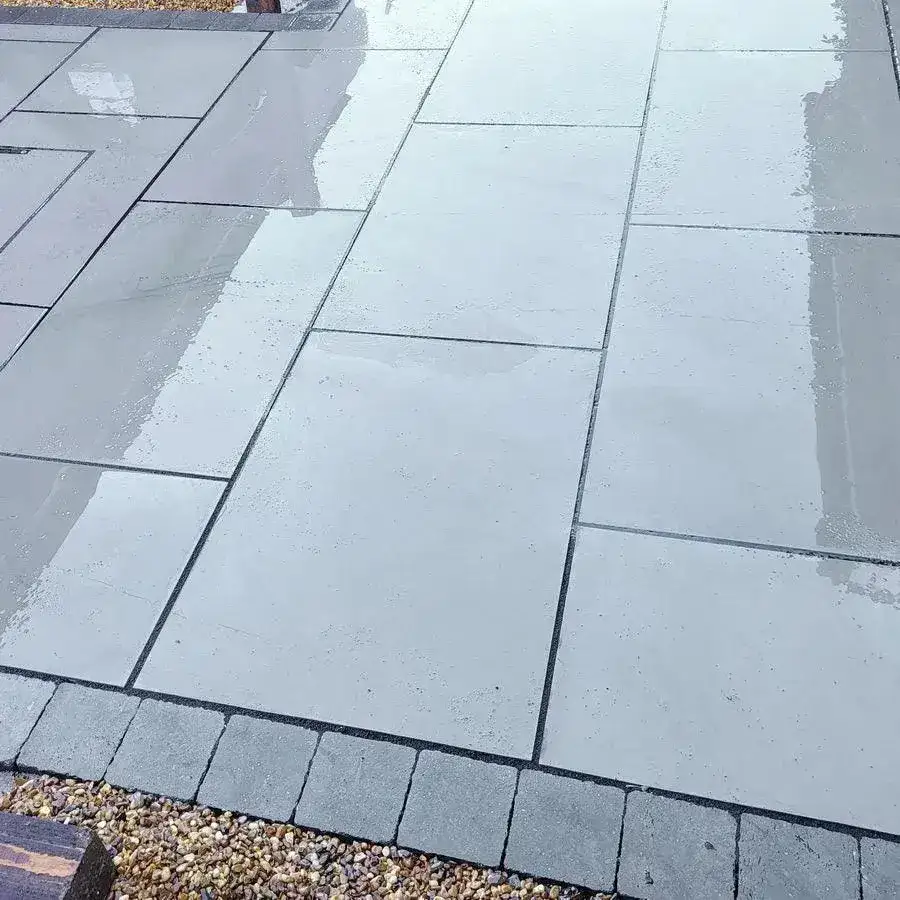 Kandla Grey Smooth Indian Sandstone Paving Sawn & Honed 900x600 From £27.39/m2 - Image 3