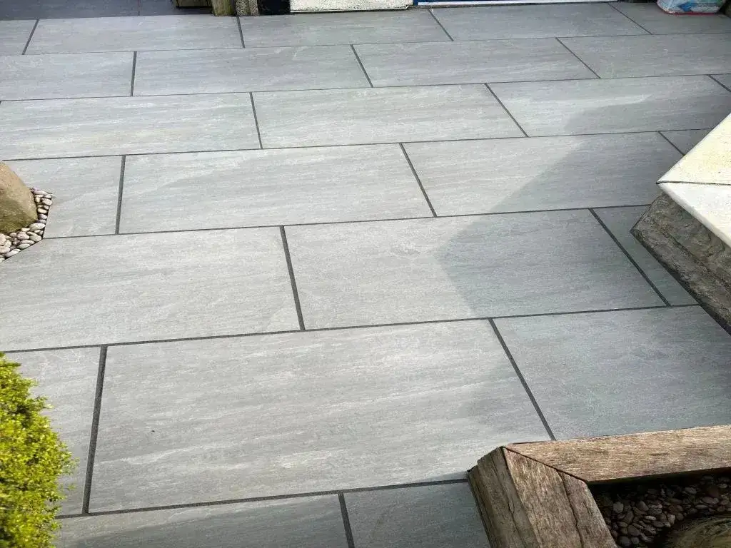 Silver Kandla Grey Porcelain Paving 900x600x20 From £20.89/m2 - Image 6