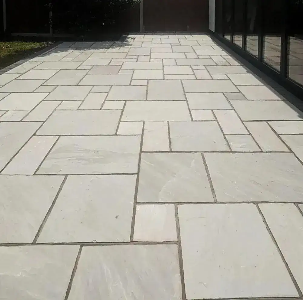 Kandla Grey Indian Sandstone Paving Patio Packs 22mm Cal. From £21.69/m2 - Image 3