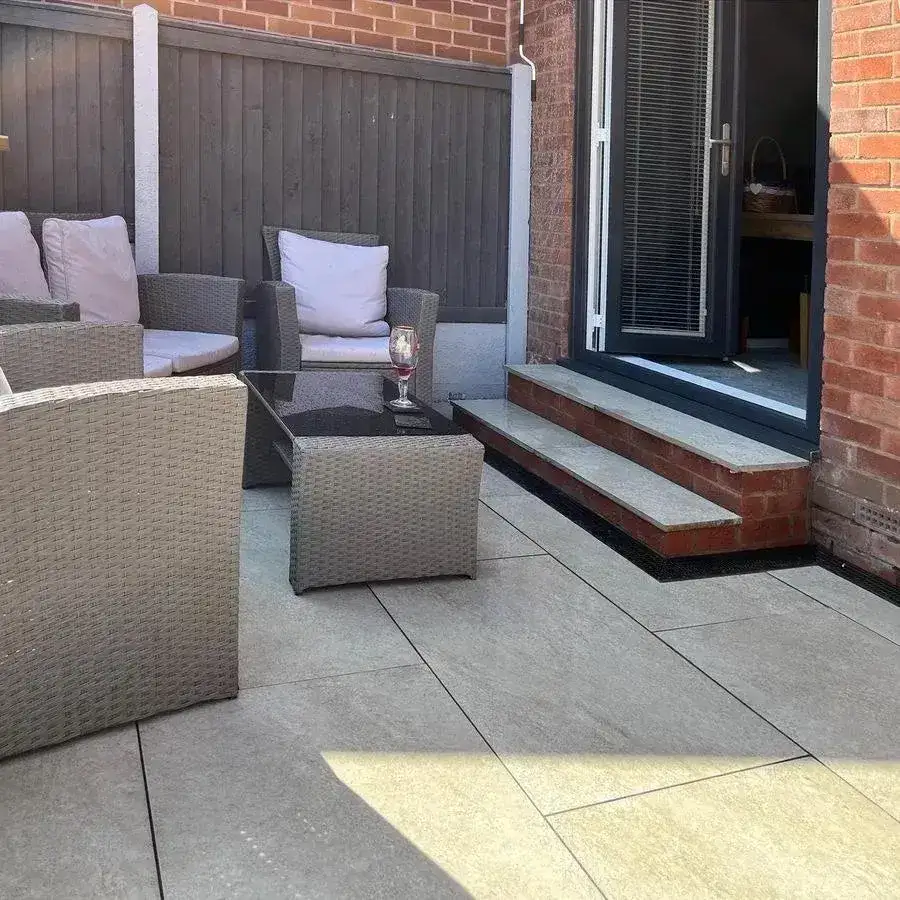 Hammerstone Grey Porcelain Paving Slabs 900x600x20mm From £20.09/m2 - Image 4