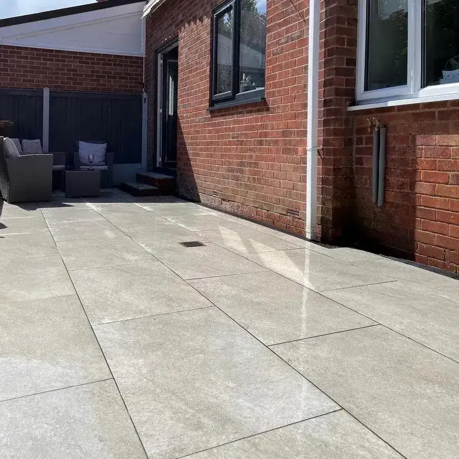 Hammerstone Grey Porcelain Paving Slabs 900x600x20mm From £20.09/m2 - Image 5